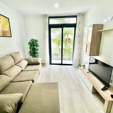 Island Suites Арона Экстерьер фото