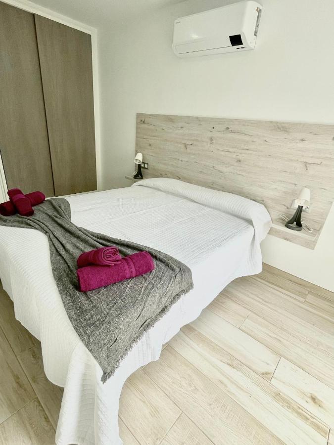 Island Suites Арона Экстерьер фото