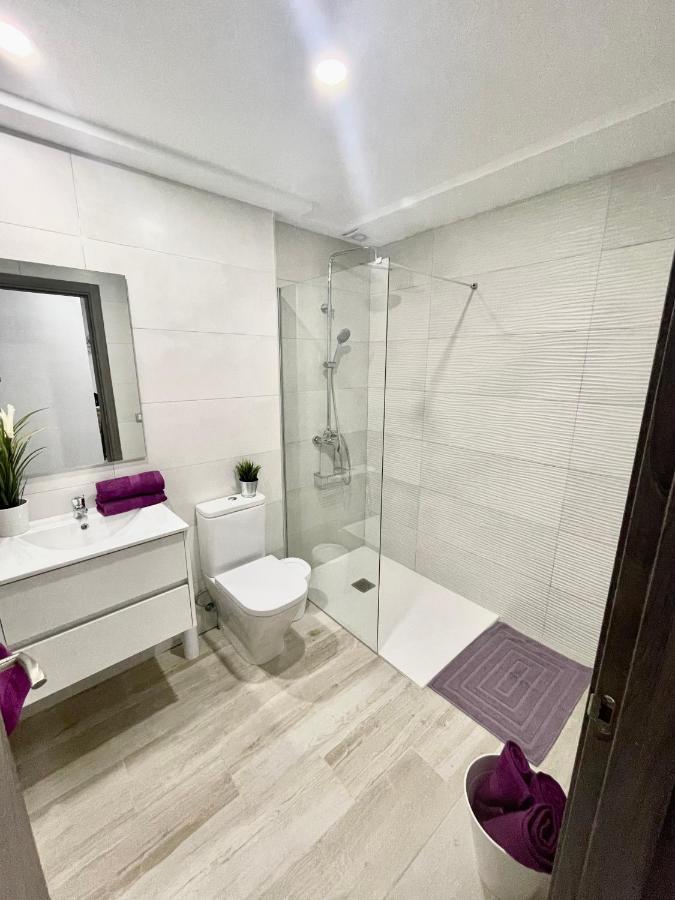 Island Suites Арона Экстерьер фото